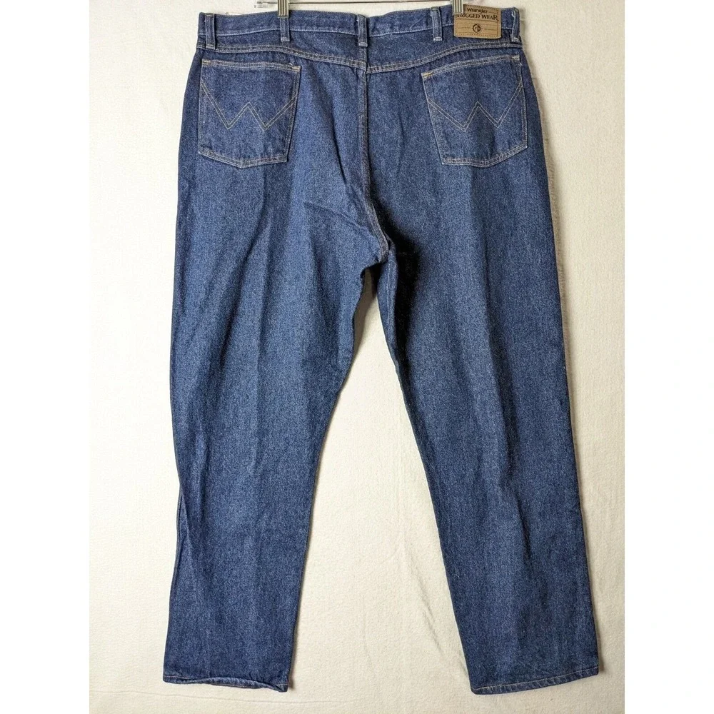 Wrangler Rugged Wear Mens Jeans Size 42 x 32 Cotton Blue